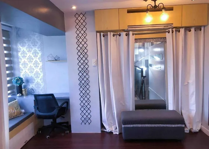 Posh, Modern 2br Loft, Spectacular View Bgc Apartment *