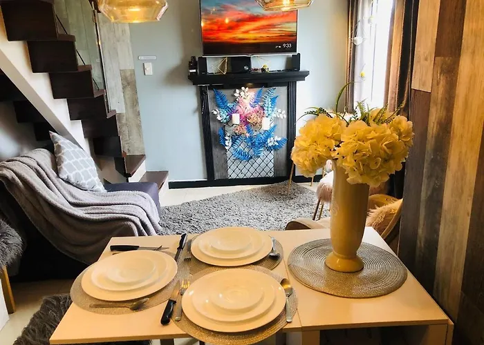 Posh, Modern 2br Loft, Spectacular View Bgc Apartment *