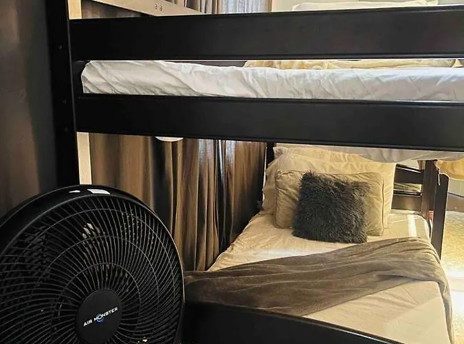 Posh, Modern 2br Loft, Spectacular View Bgc Manila