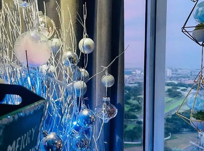 Posh, Modern 2br Loft, Spectacular View Bgc Apartment *