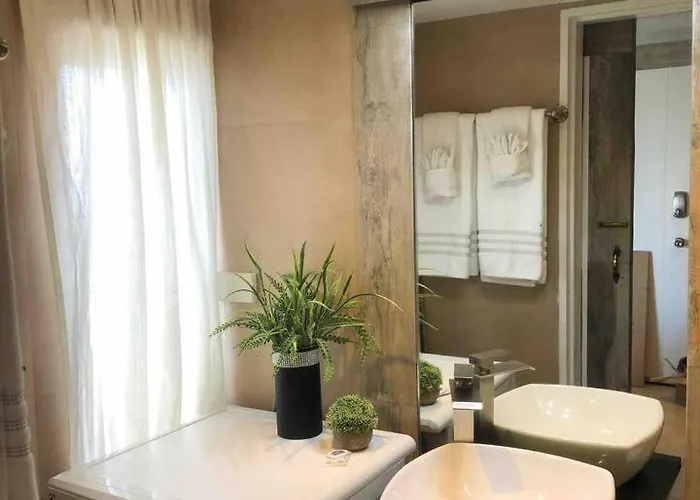 Posh, Modern 2br Loft, Spectacular View Bgc * Manila