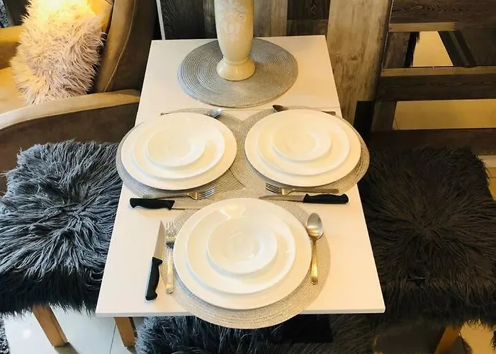 Posh, Modern 2br Loft, Spectacular View Bgc * Manila