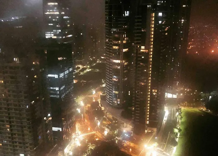 Posh, Modern 2br Loft, Spectacular View Bgc Apartment Manila