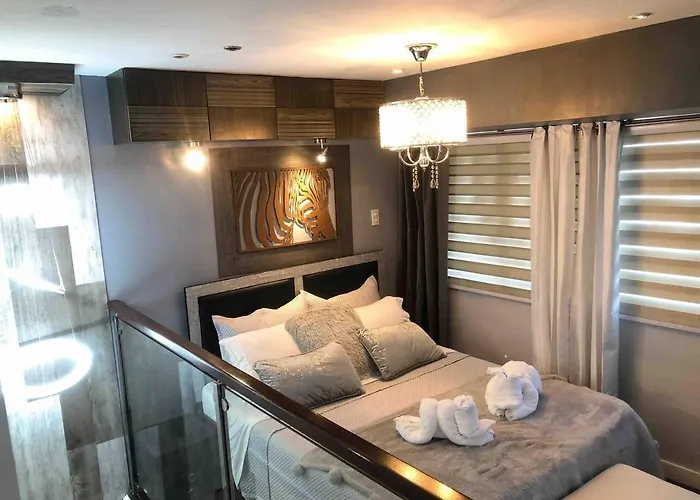 Posh, Modern 2br Loft, Spectacular View Bgc Apartment Manila